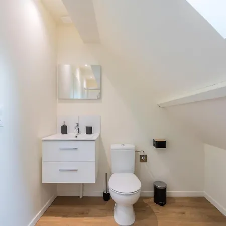 Duplex In The Heart Of 아파트 *